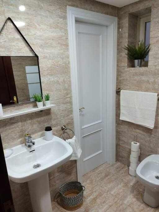 Apartamentos Florida Casablanca ヴィーゴ エクステリア 写真
